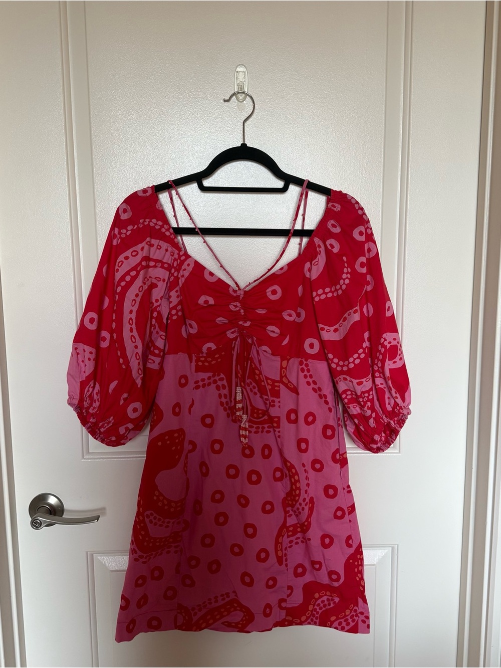FARM Rio Octocool Puff Sleeve Mini Dress - Picture 2 of 3